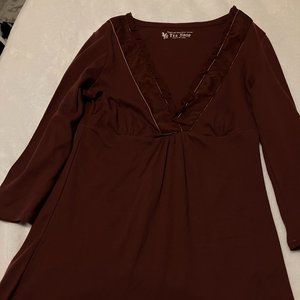 Victoria Secret 3/4 sleeve Top- size medium